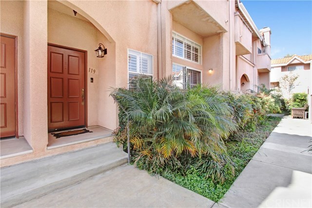 Property Photo:  7320 Balboa Boulevard 119  CA 91406 