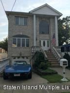 Property Photo:  214 Beach Road  NY 10312 