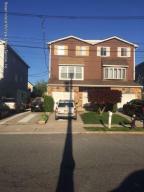 Property Photo:  557 Stewart Avenue  NY 10314 