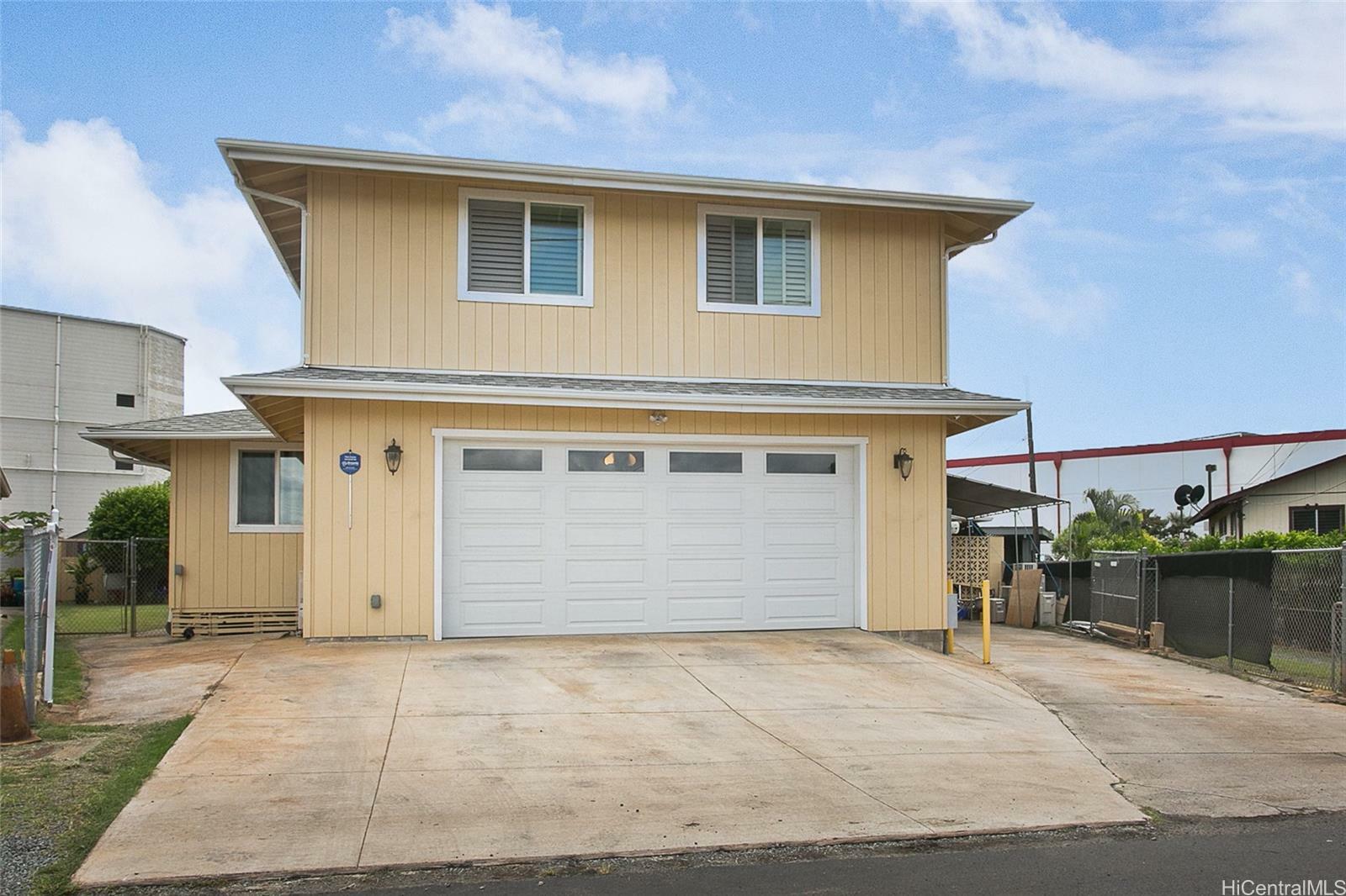 98-239 Kaulike Drive  Pearl City HI 96782 photo