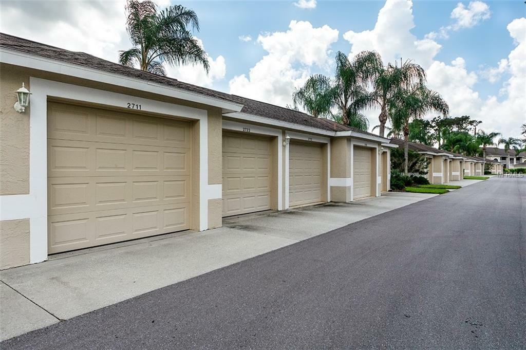 Property Photo: 5370 Hyland Hills Avenue 2711 FL 34241