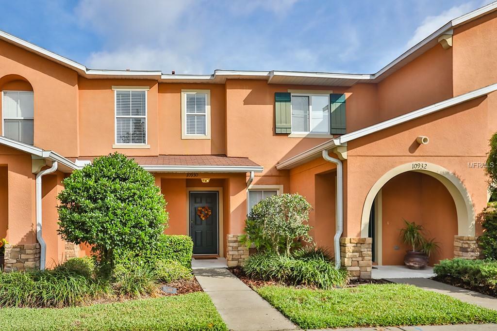 Property Photo:  10930 Johanna Avenue  FL 33578 