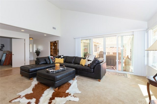 Property Photo: 26672 Avenida Deseo CA 92691