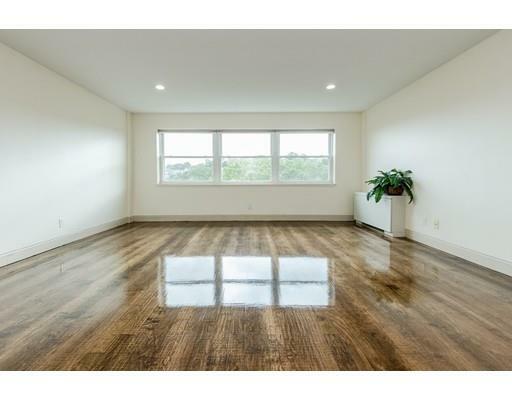 Property Photo:  1600 Beacon St 904  MA 02446 