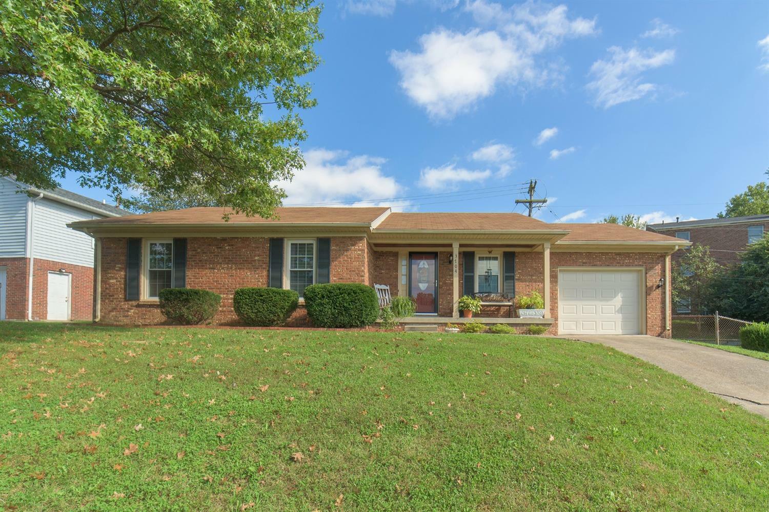 Property Photo:  3704 Cali Court  KY 40517 