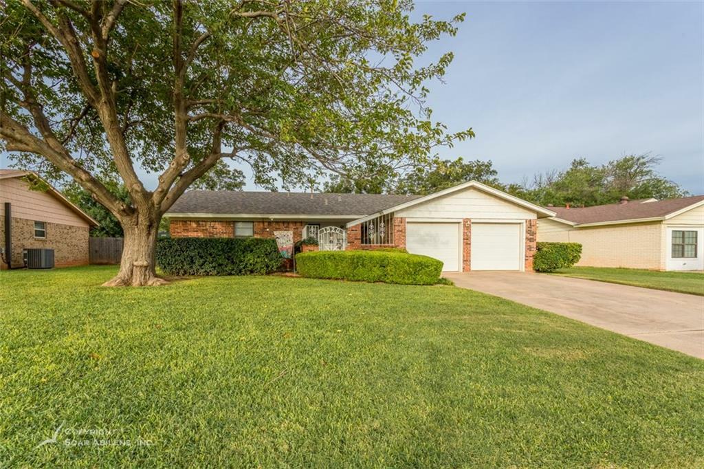 Property Photo:  1920 N Willis Street  TX 79603 