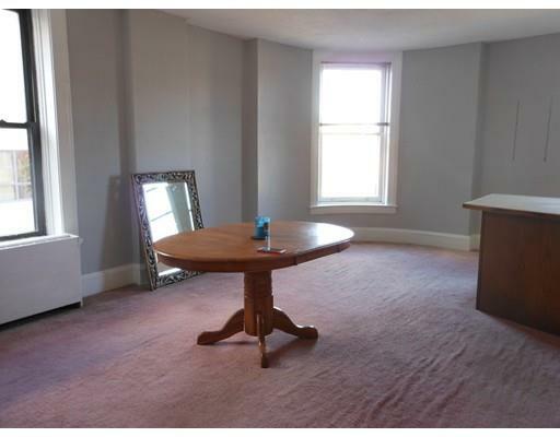 Property Photo:  140 Chestnut St 206  MA 01103 