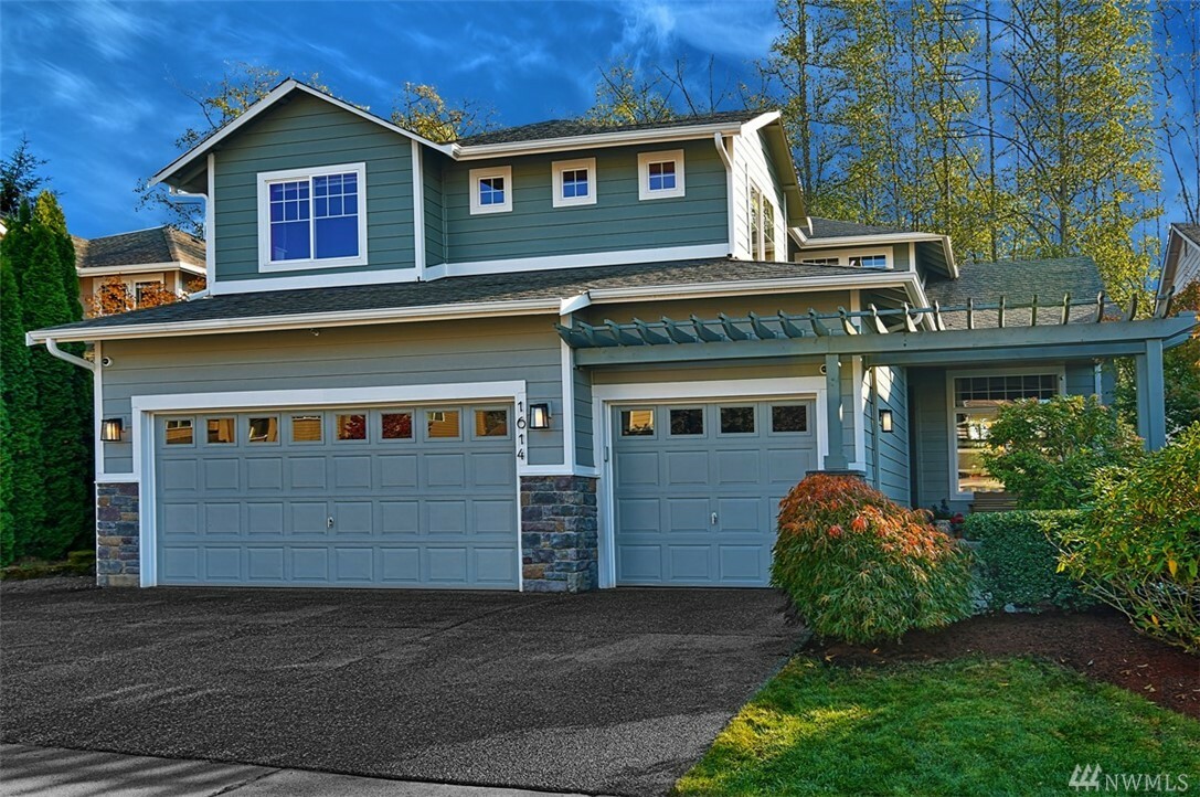 Property Photo:  1614 146th St SW  WA 98087 