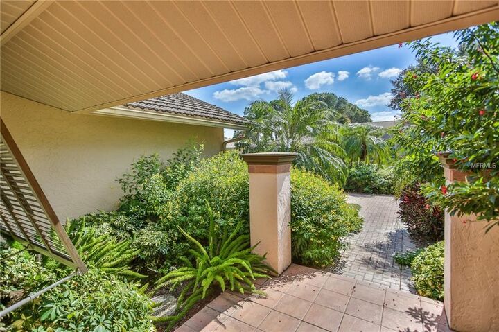 Property Photo: 138 Windward Drive FL 34229