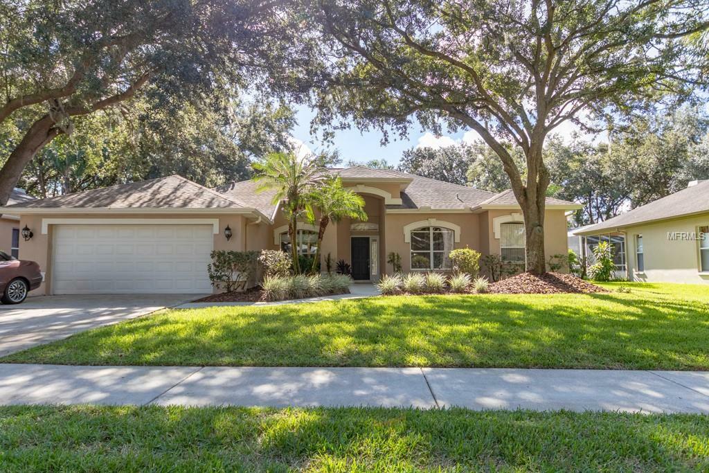 Property Photo:  2241 Eagle Bluff Drive  FL 33596 