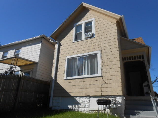 Property Photo: 1717 S 3rd St WI 53204