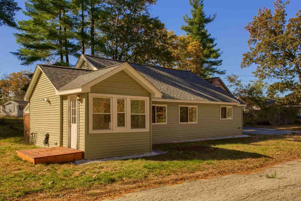 Property Photo:  3 Gull Lane  NH 03054 