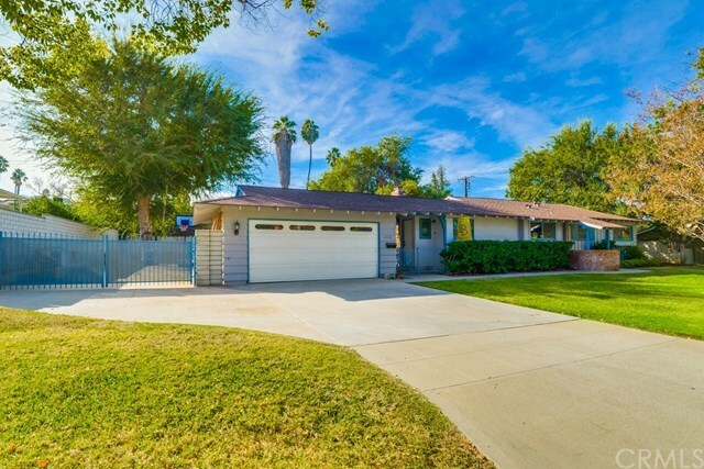 Property Photo:  2558 Dorchester Drive  CA 92506 