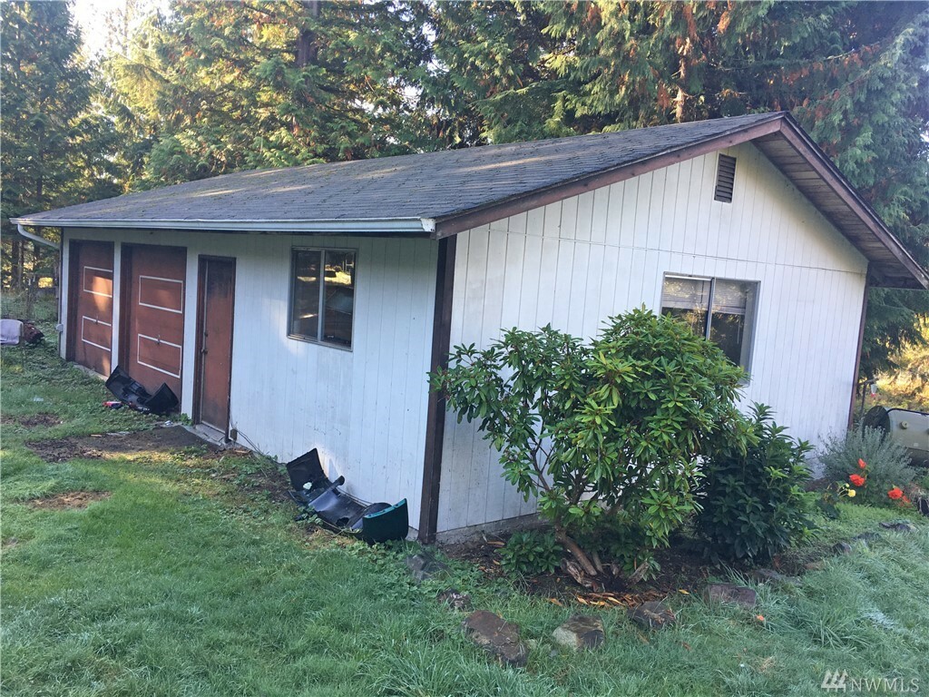 Property Photo: 15520 Brookside Place WA 98290