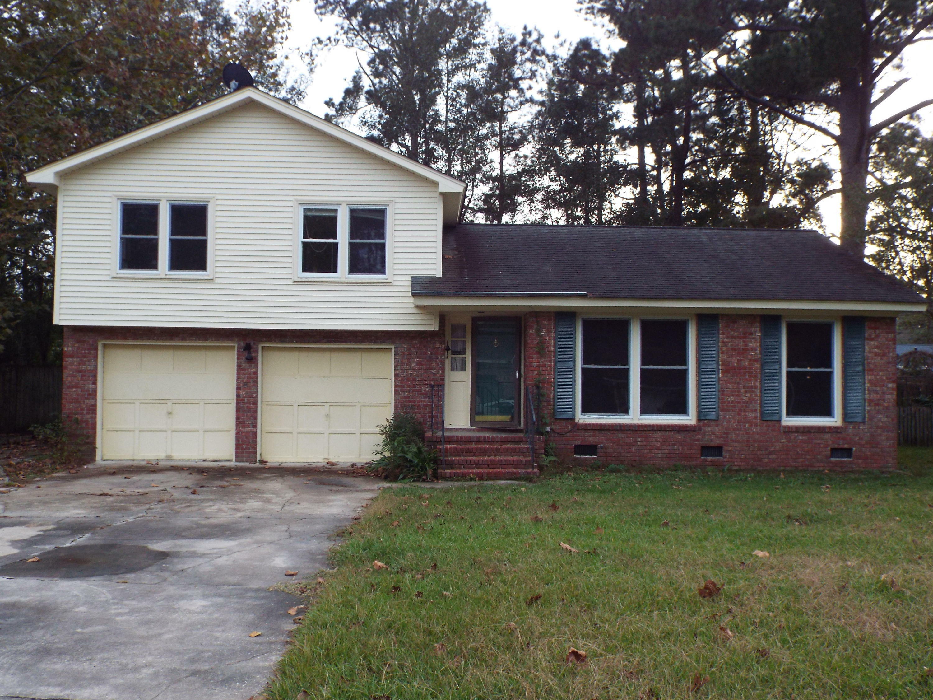 Property Photo:  110 Six Iron Lane  SC 29483 