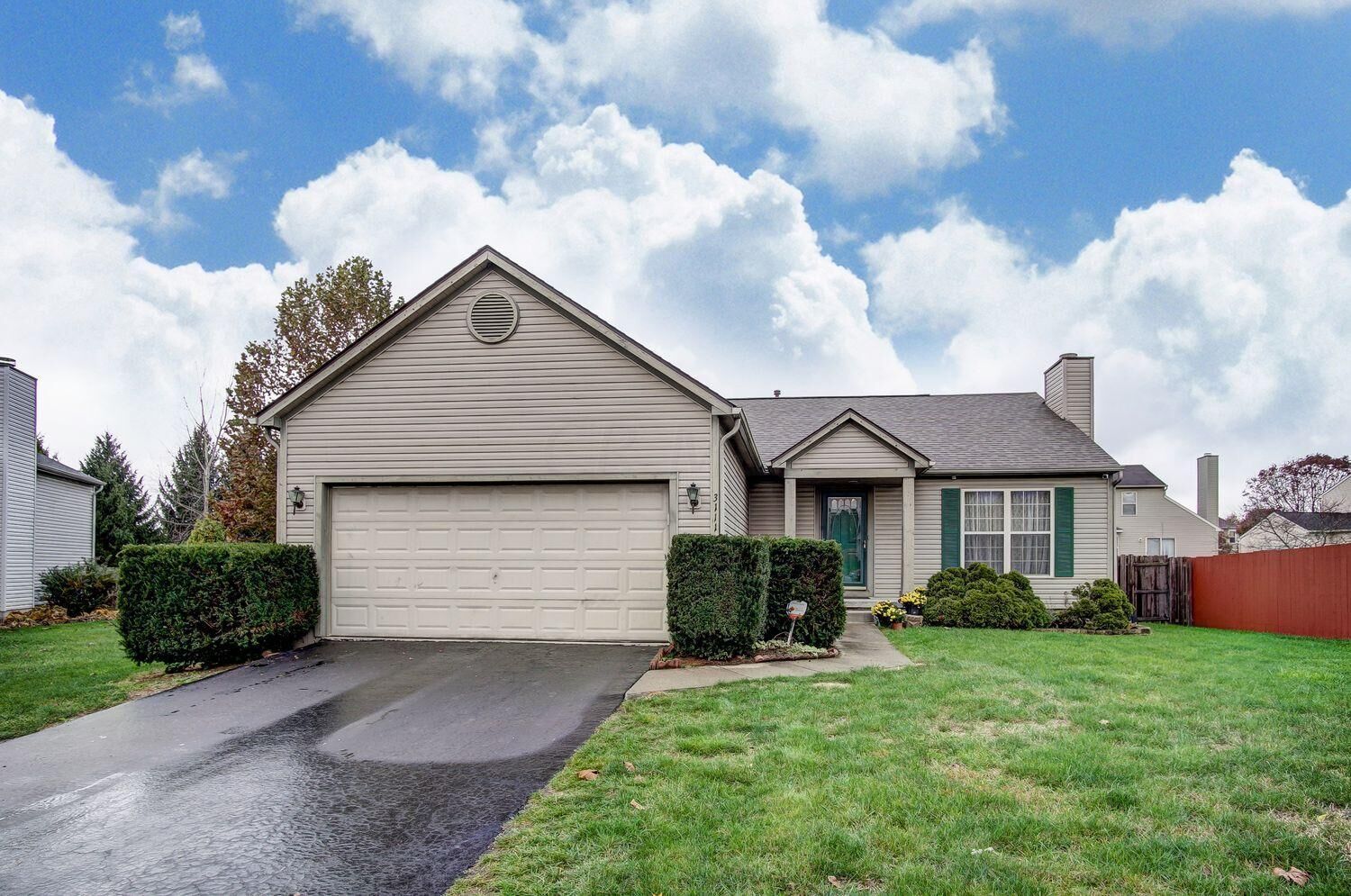 Property Photo: 3111 Briar Ridge Road OH 43232