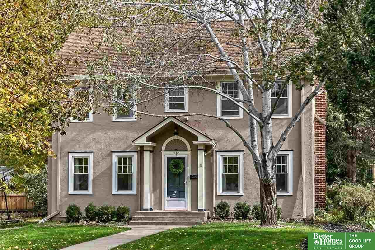 Property Photo: 117 S 54th NE 68132