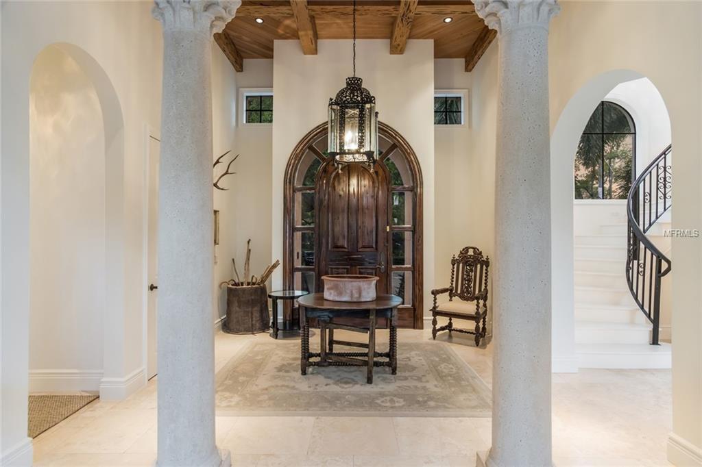 Property Photo: 1509 S Lodge Drive FL 34239