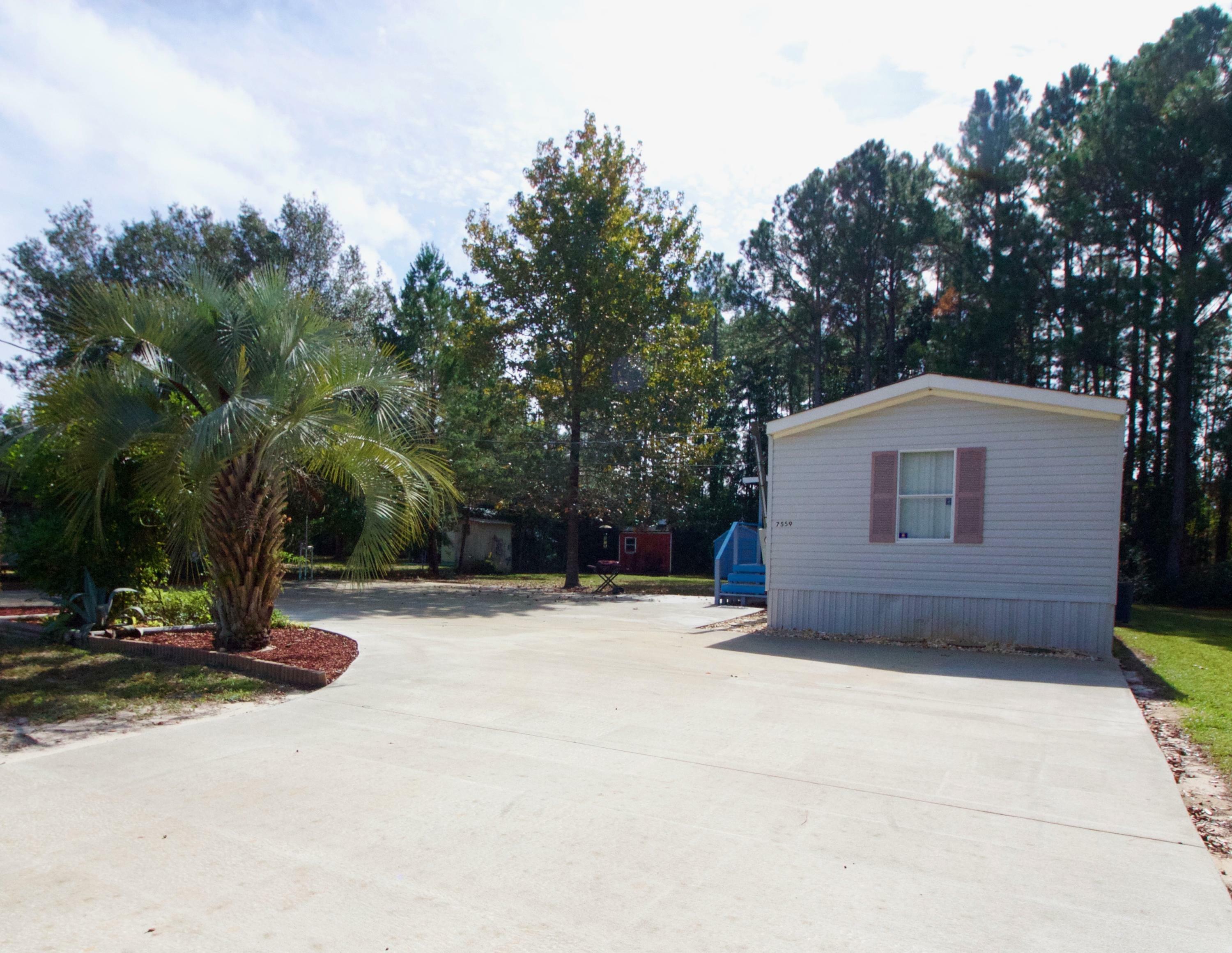 Property Photo:  7559 Blackjack Circle  FL 32566 