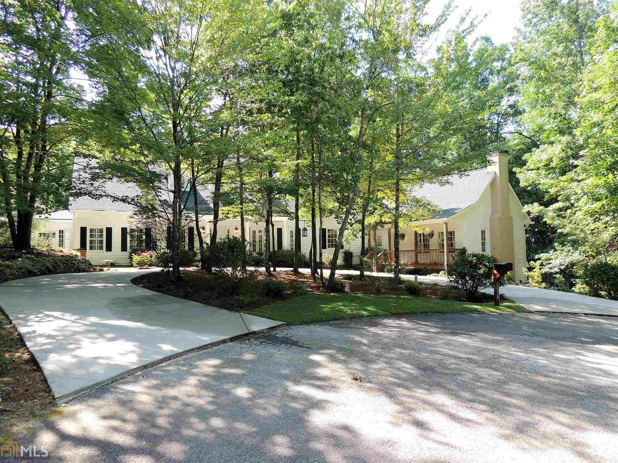 Property Photo:  2058 Sewanee Ct  GA 30180 