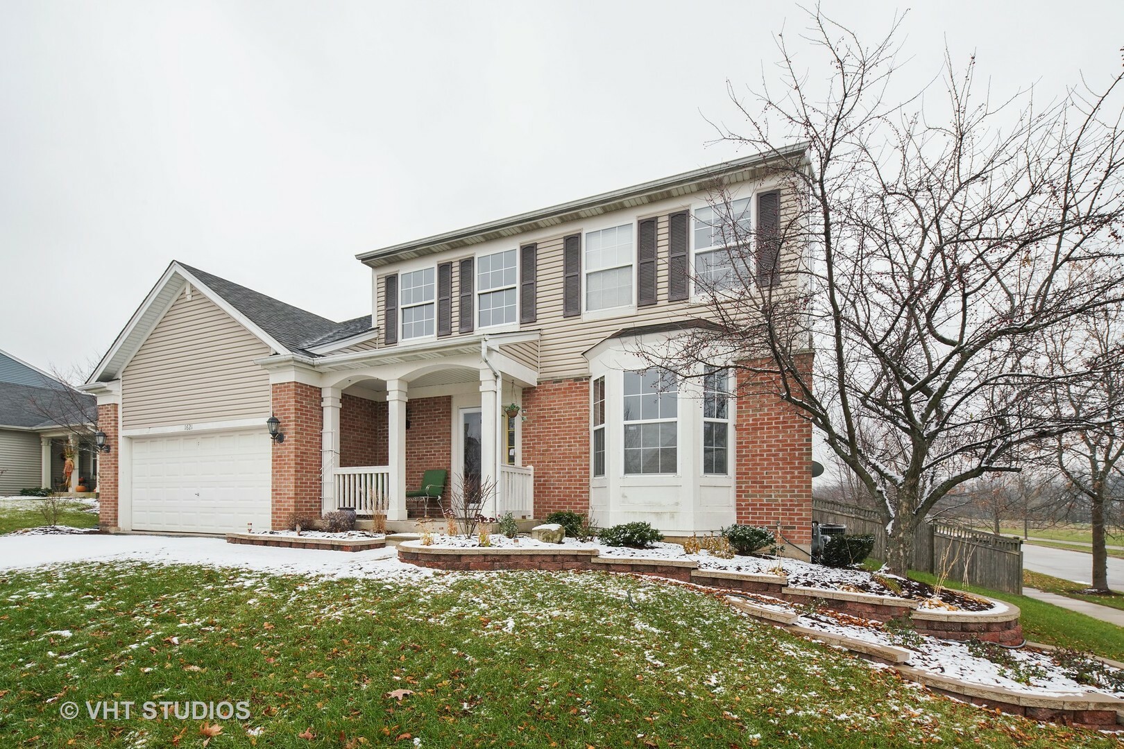 Property Photo: 1621 Grantham Lane IL 60503