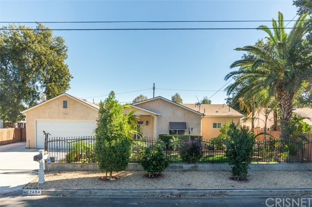 Property Photo:  7454 Yarmouth Avenue  CA 91335 