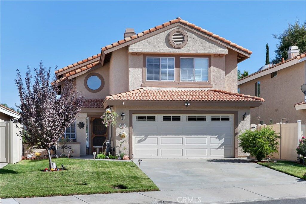 Property Photo: 40108 Villa Venecia CA 92591