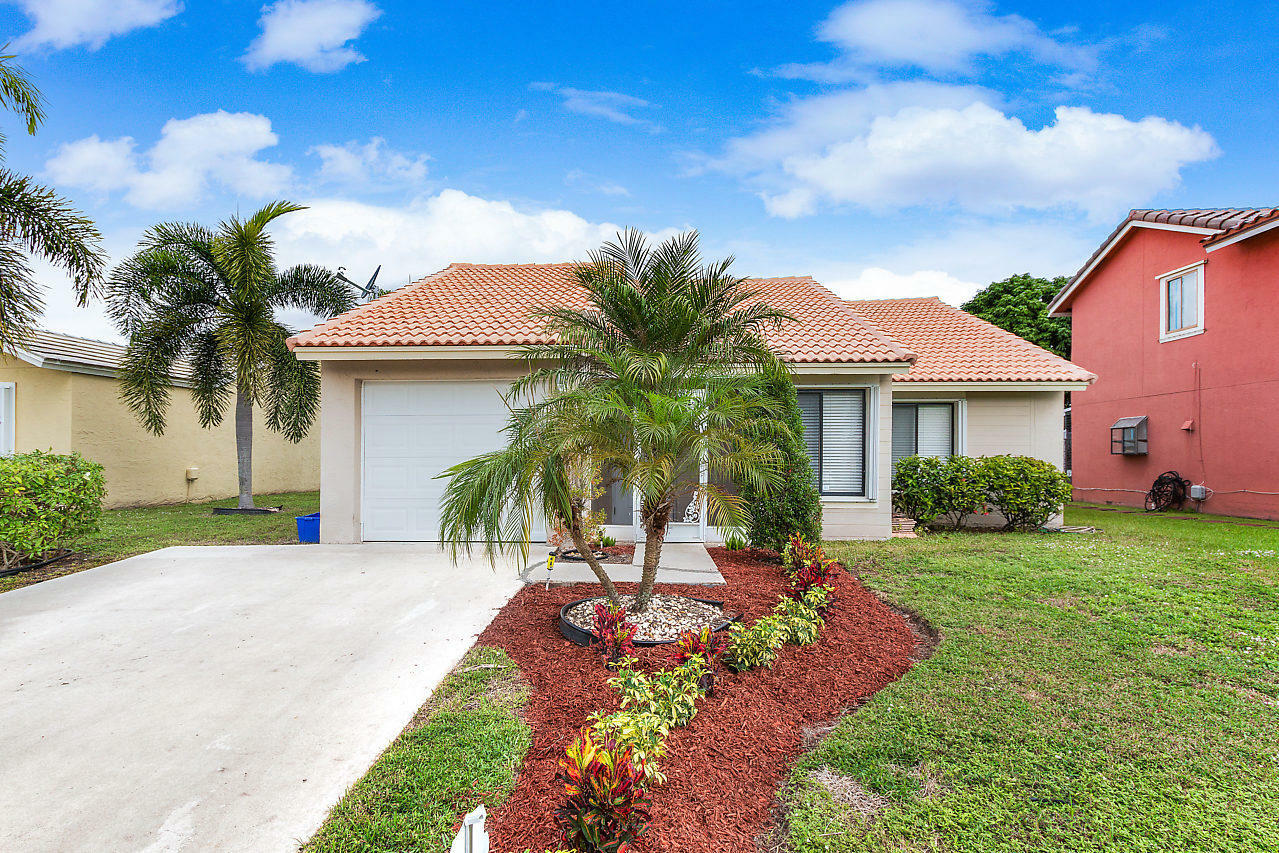 Property Photo:  6428 Country Fair Circle  FL 33437 