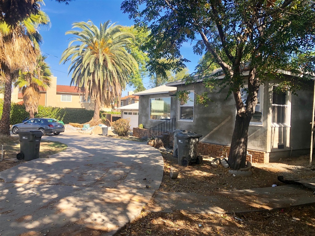 Property Photo:  9011 N Magnolia Ave  CA 92071 