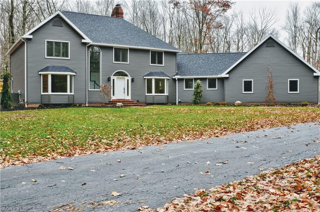 Property Photo: 3455 Easy Street OH 44406