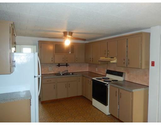 Property Photo:  38 Dudley Street #38  MA 01453 