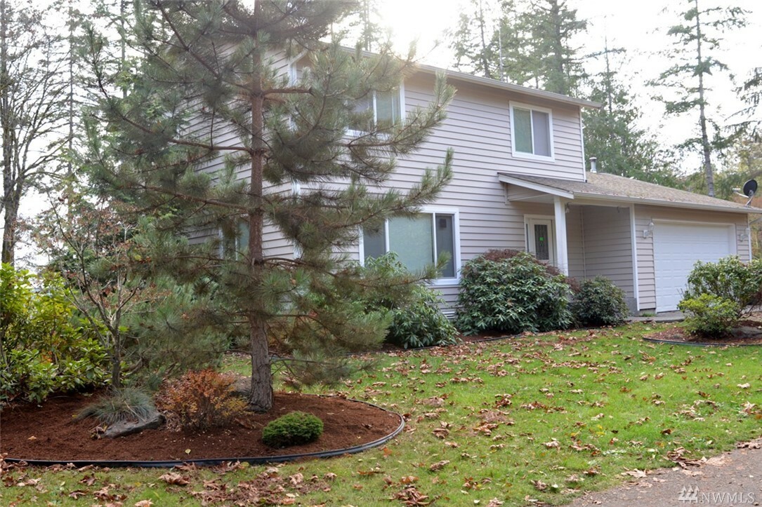 Property Photo:  2867 Sand Dollar Rd  WA 98312 