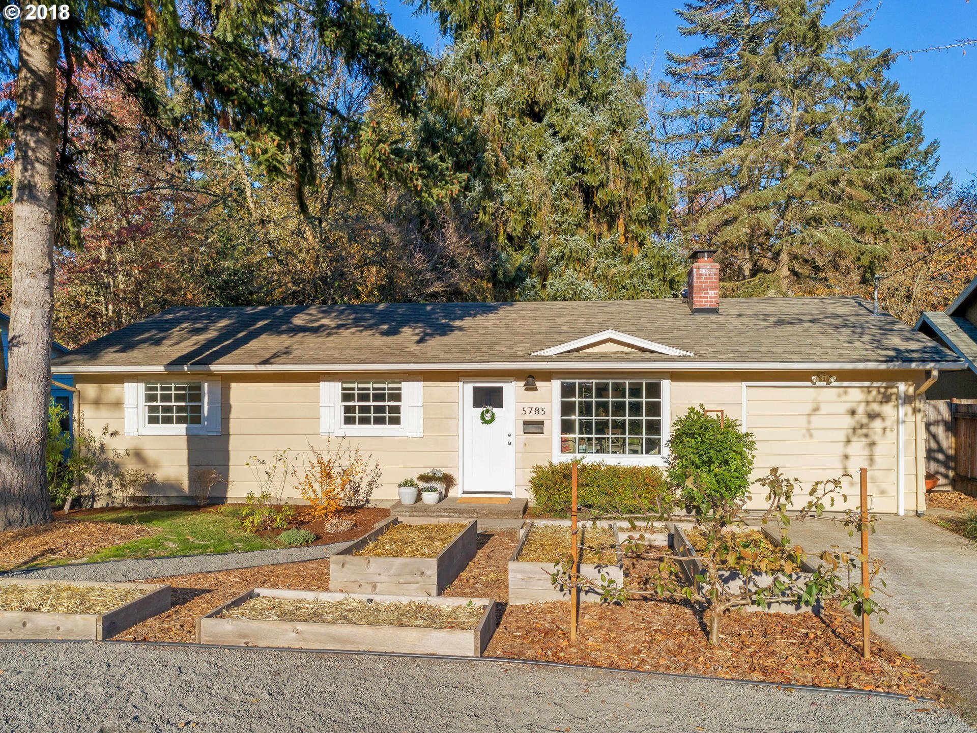 Property Photo:  5785 Perrin St  OR 97068 