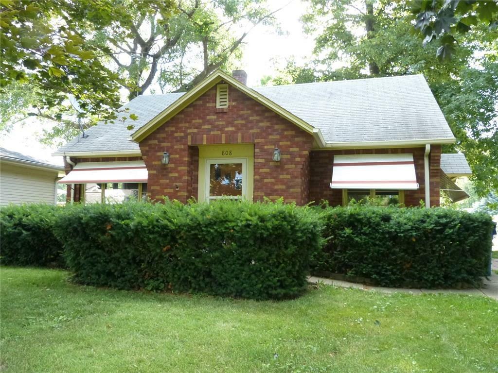 Property Photo:  808 W 3rd Street  IA 50219 