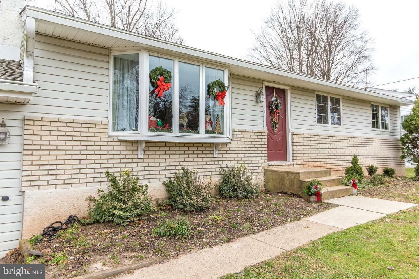 Property Photo:  45 Butternut Drive  PA 19040 