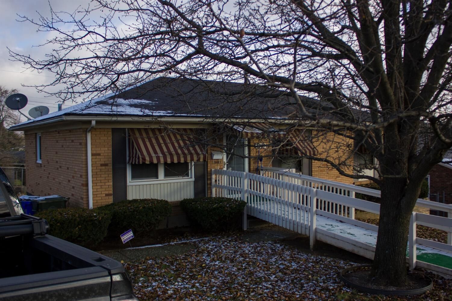 Property Photo: 2085 Cambridge Drive KY 40504