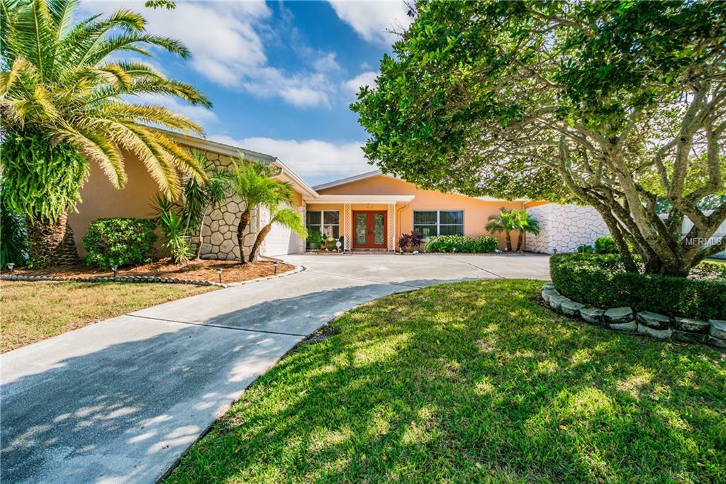 Property Photo:  9519 Commodore Drive  FL 33776 