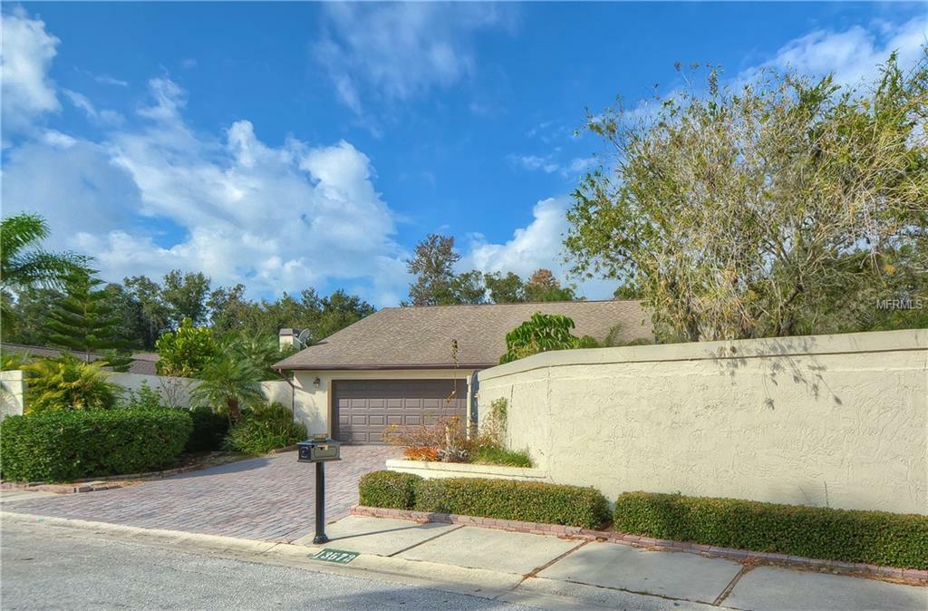 Property Photo:  13572 Avista Drive  FL 33624 