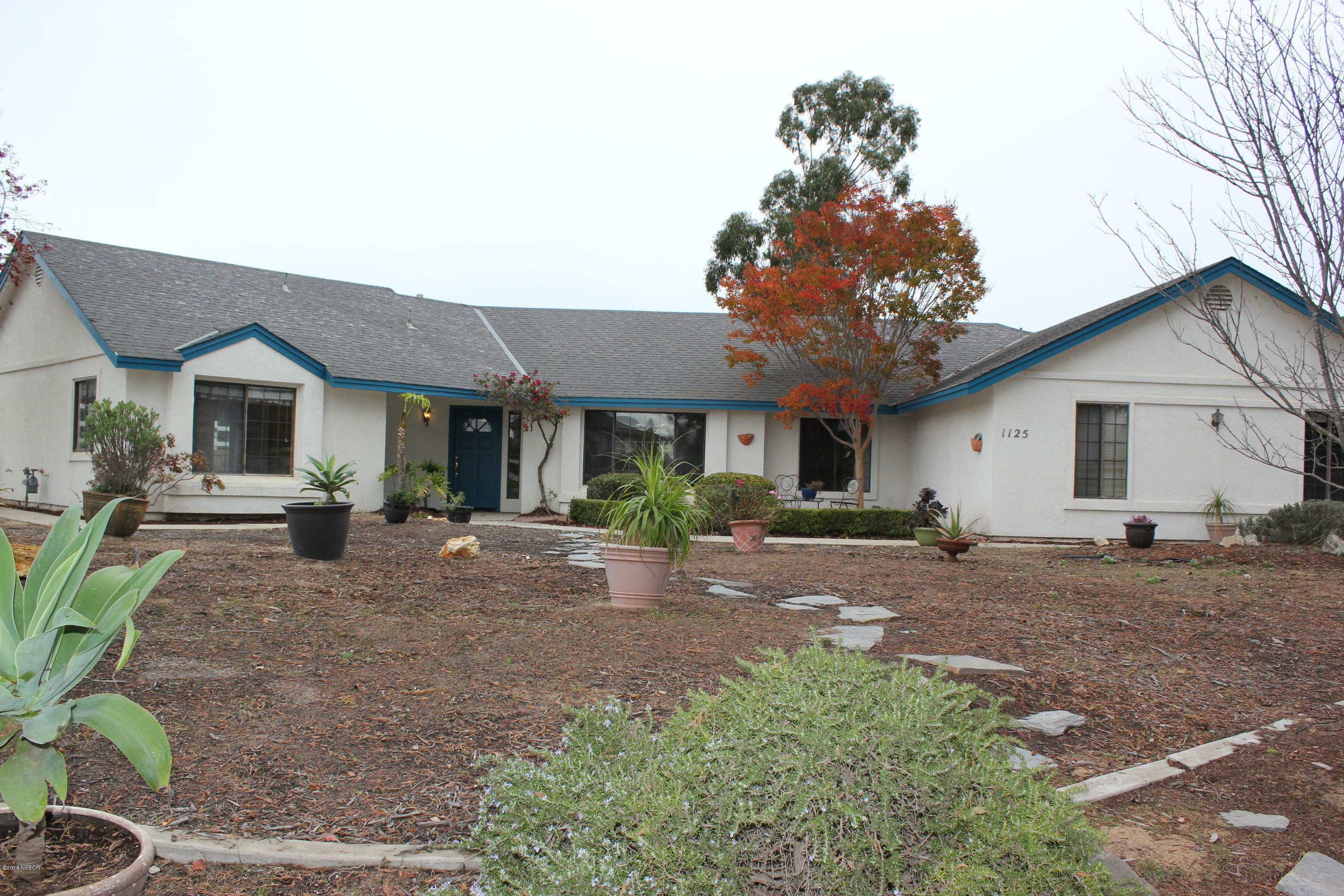 Property Photo:  1125 Osage Street  CA 93444 