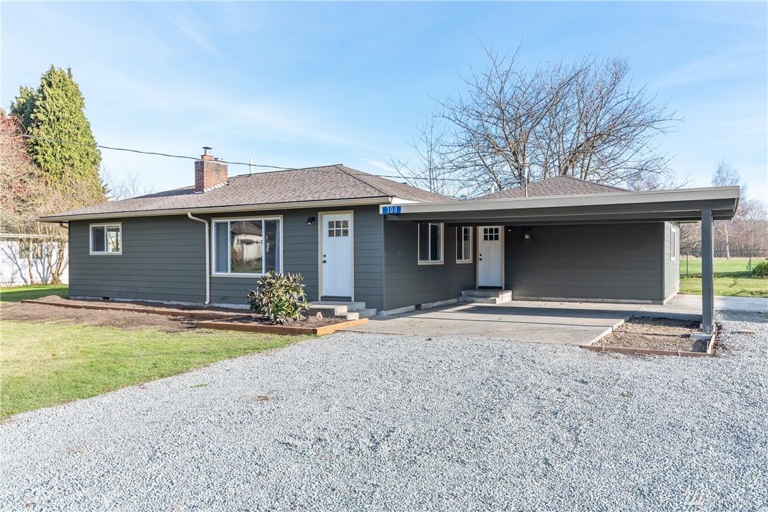 Property Photo:  300 Gardner Rd  WA 98233 