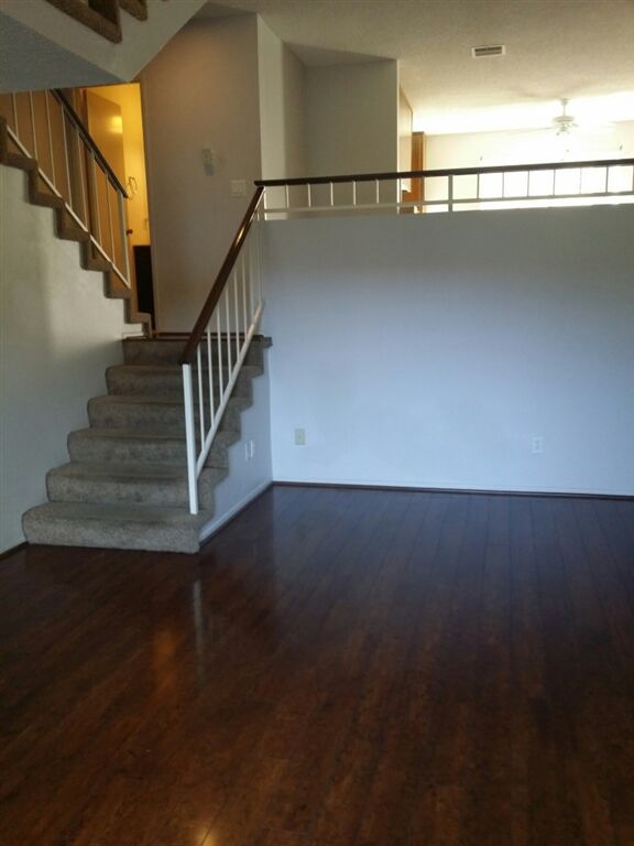 Property Photo: 19545 Sherman Way 102 CA 91335