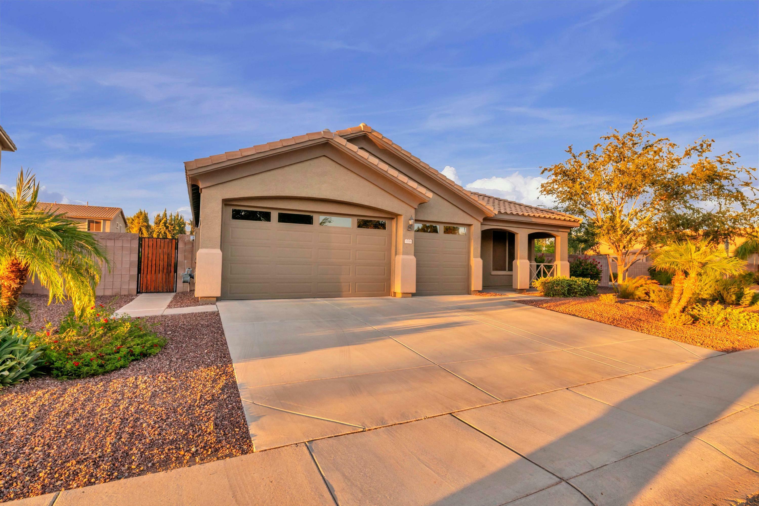 Property Photo:  1316 E Carob Place  AZ 85286 