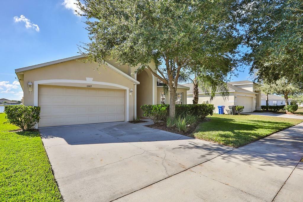 Property Photo:  13419 Fladgate Mark Drive  FL 33579 