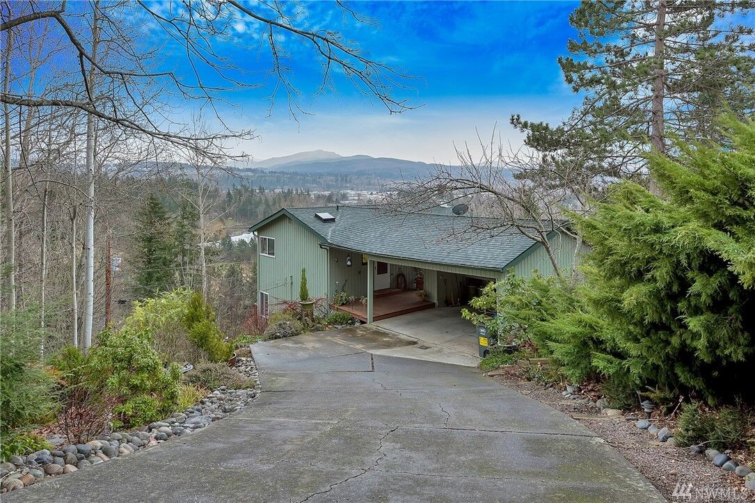 Property Photo: 4372 Frances Ave WA 98226