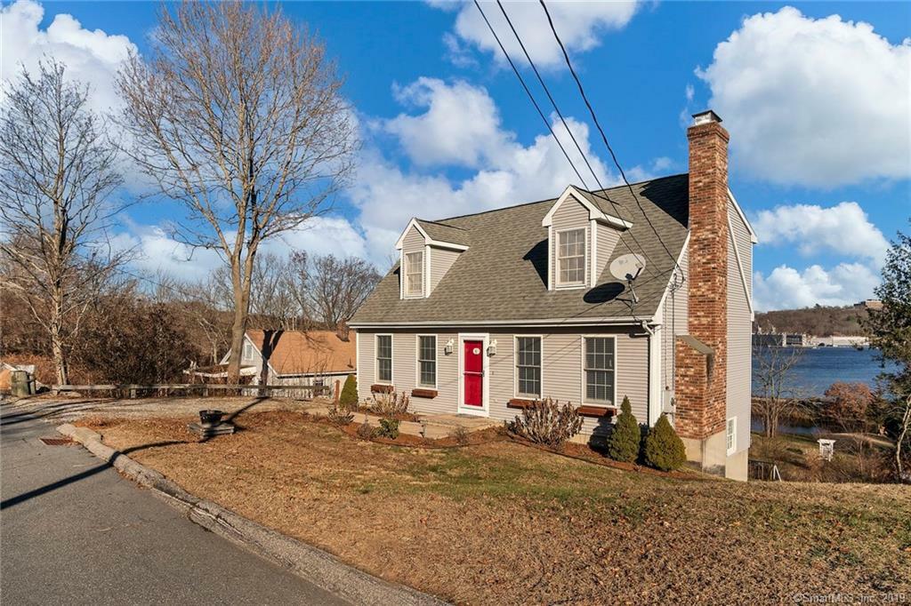 Property Photo:  11 Charles Avenue  CT 06375 