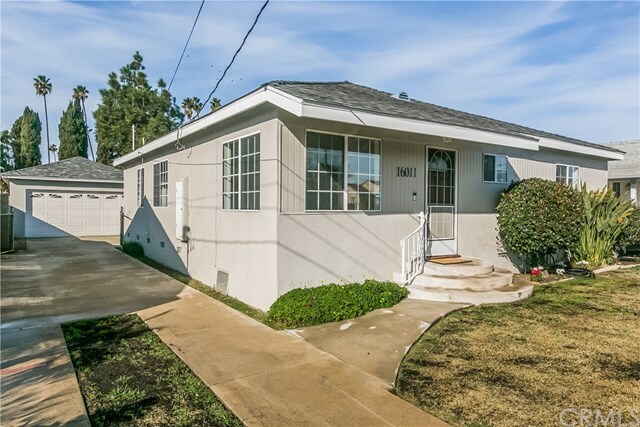 Property Photo:  16011 S Orchard Avenue  CA 90247 