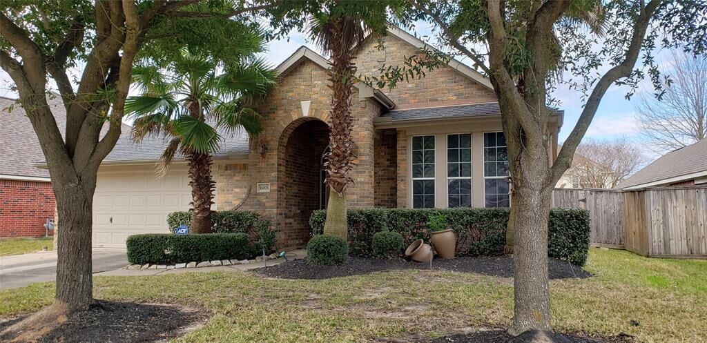 Property Photo: 16006 Wilmington Park Lane TX 77084