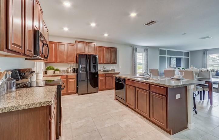 Property Photo:  6911 Trent Creek Drive  FL 33573 