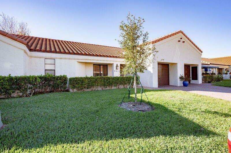 Property Photo: 8804 40th Way N 7 FL 33782