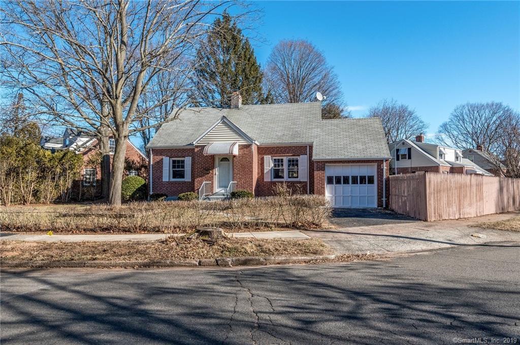 Property Photo: 184 Oberlin Road CT 06514